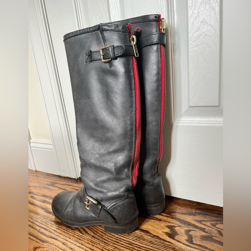 Steve Madden boots